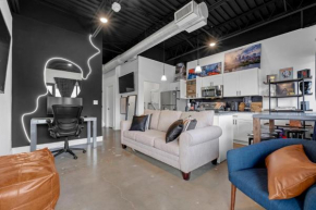NEW Studio Sleeps 4 - 7 mins to Dwtn